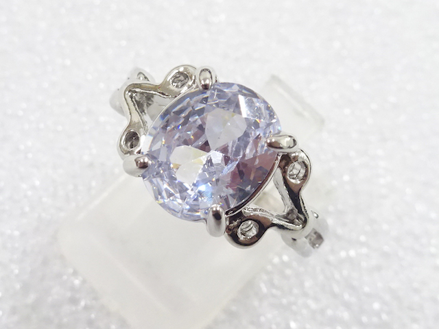 JAPANESE KIMONO / ANTIQUE CRYSTAL RING (SIZE 18.5)